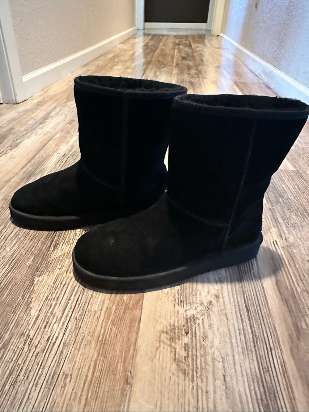 KOOLABURRA Winter Boots with Fur Lining
